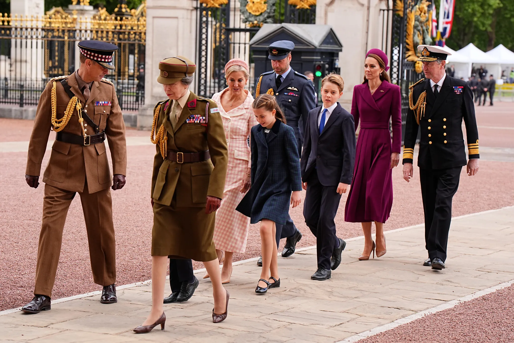 Prince Harry Urges Reconciliation as Royal Family Unites for VE Day Ceremony
