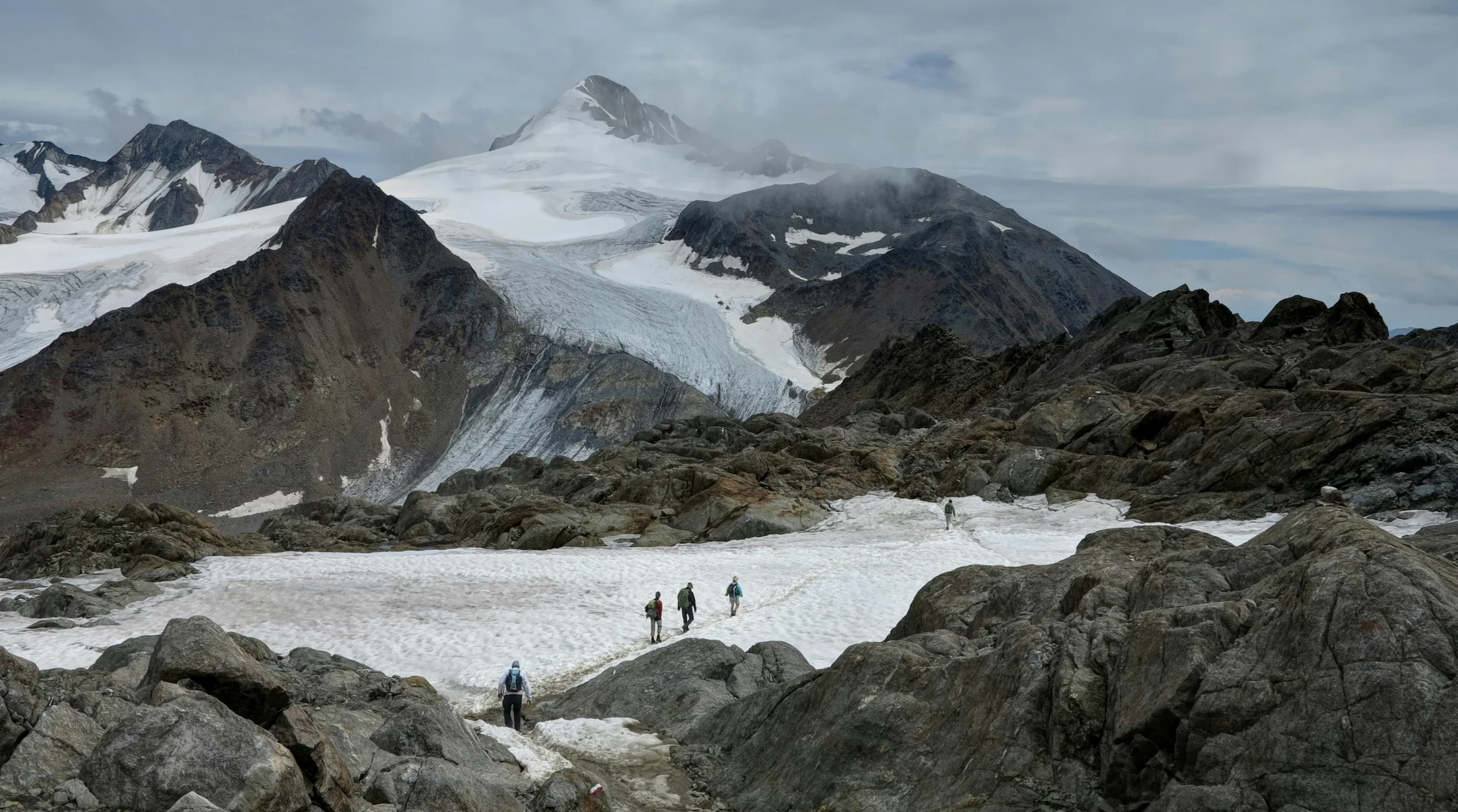 Exploring Alaska’s Glaciers: An Unforgettable Adventure in America’s Last Frontier