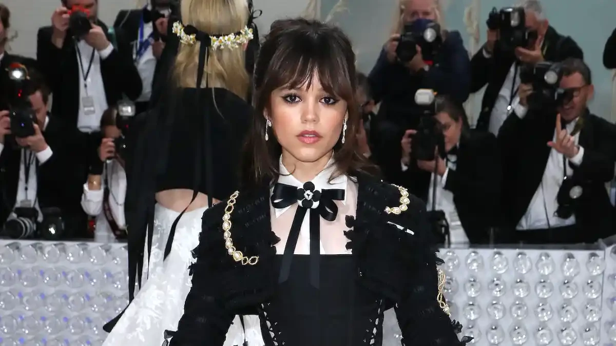 Jenna Ortega’s Favorite Chanel Bag: Gothic Glam Meets Classic Luxury