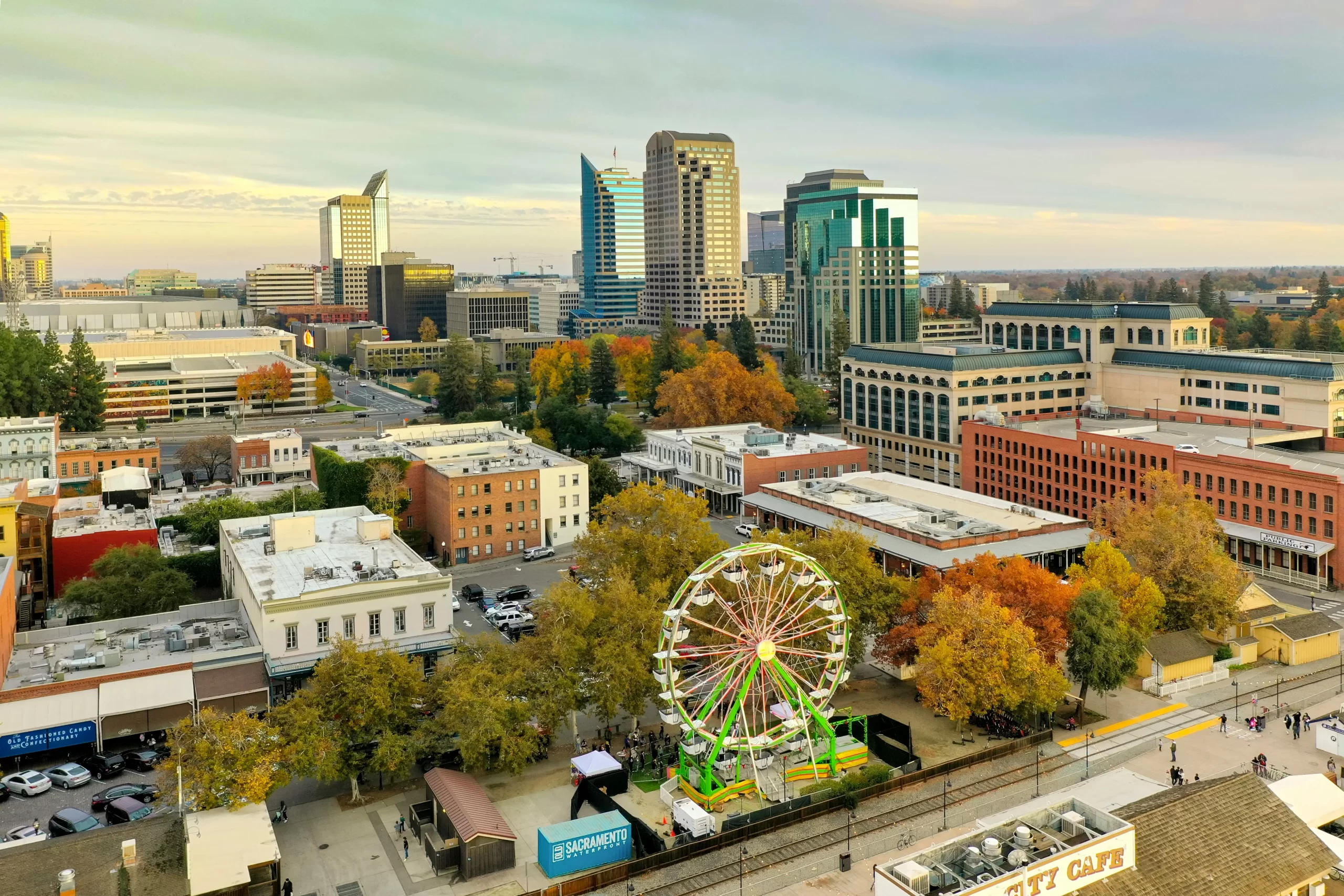 Charlotte in 2025: Banking Hub, Southern Flavor, and City Vibes