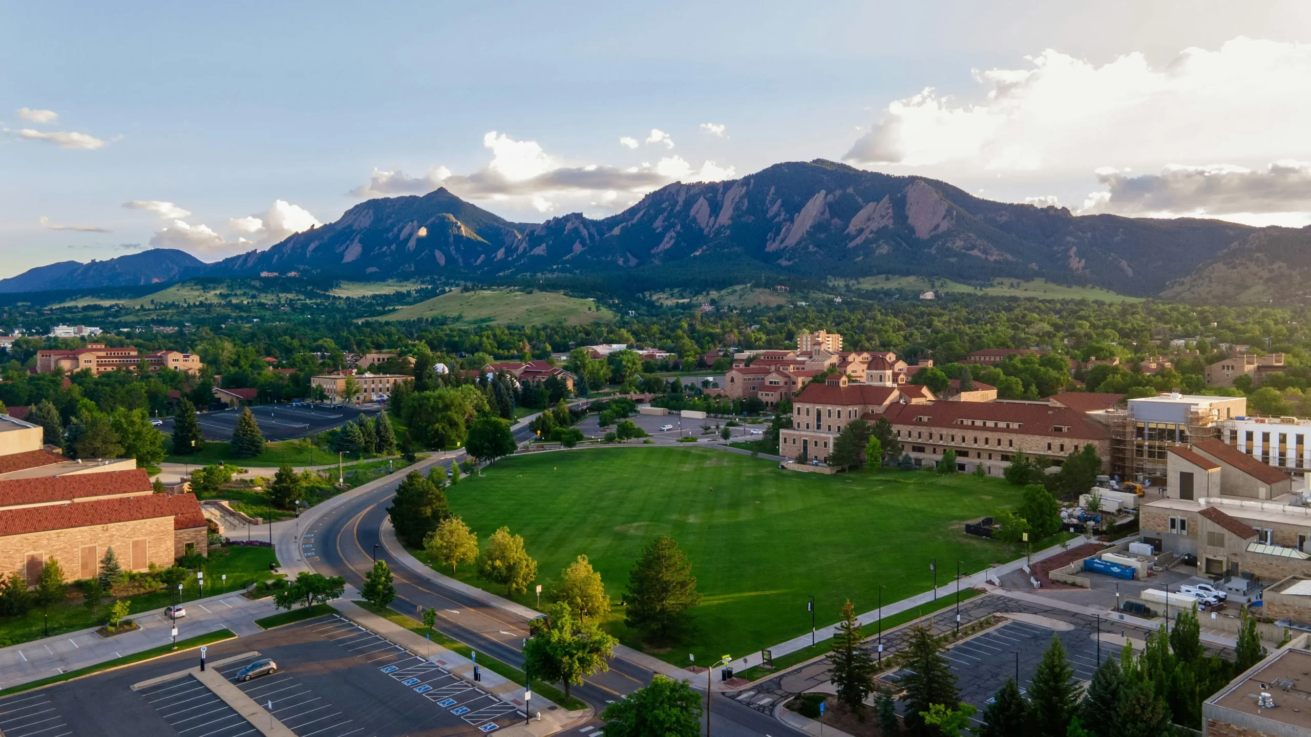Boulder in 2025: Mountain Views, Outdoor Living & Creative Culture